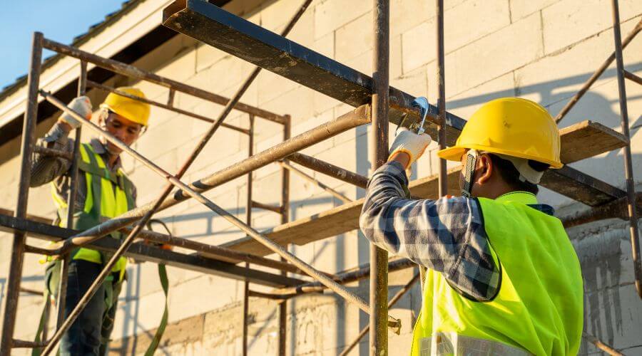 Expert Emergency Roof Repairs services in Fort Leavenworth, KS